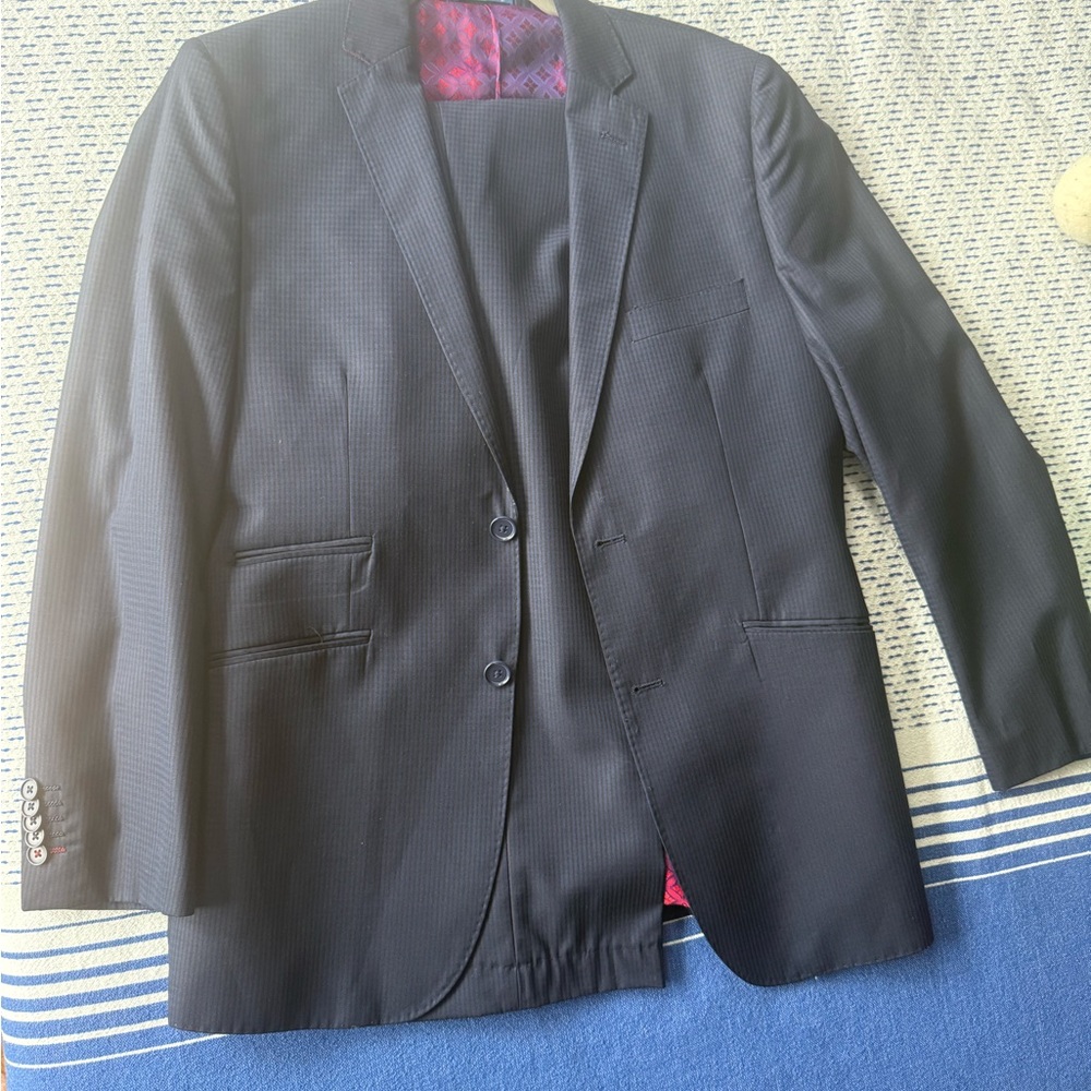 English Laundry suit—-Men's